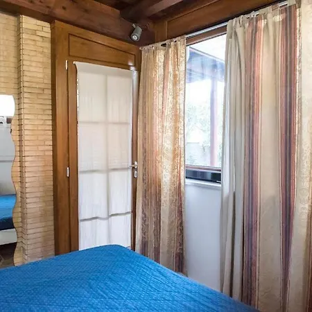 Monolocale Con Giardino A Marcelli- M225 Appartement